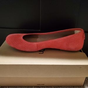 Size 10 flats